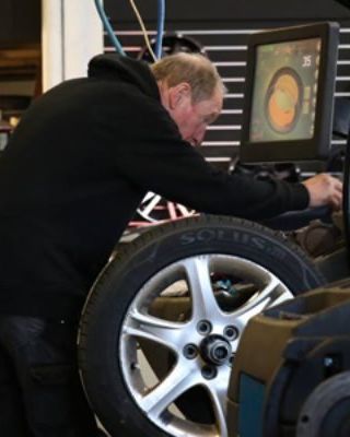 Tyre Tracks workshop photo 10
