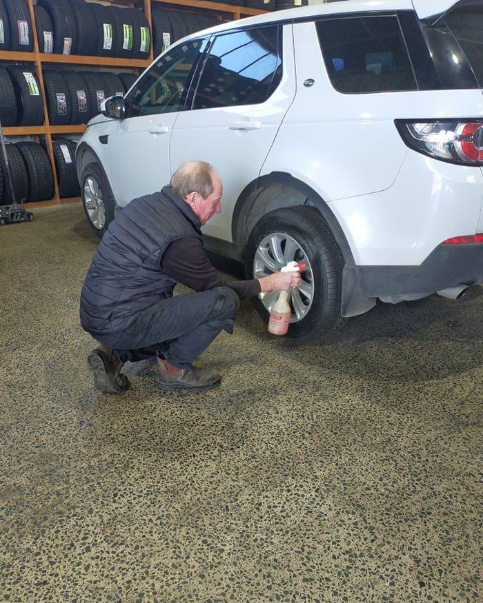 Tyre Tracks workshop photo 4