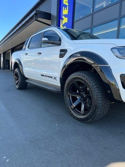 4WD Tyres